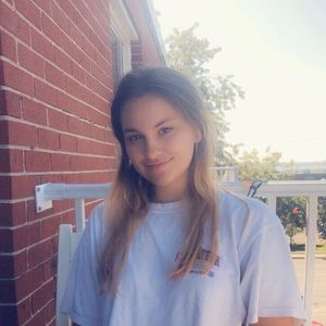 Meet your Posher, Lorianne